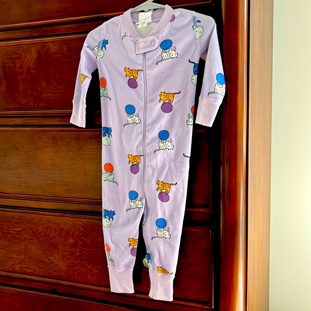 Hanna Andersson Baby Girl’s Lavender Cat Pajamas 6-12 months